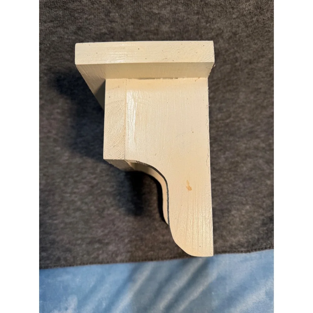 VTG Small Wood Wall Shelf Heart Cutout Cream Floating Display Farmhouse Decor